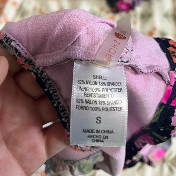 Shade & Shore bikini set - dark blue w/ pink/ orange floral design - ruffled - Picture 6 of 6